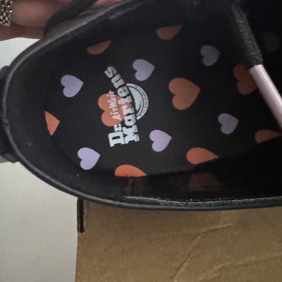 New Dr. Martens 1461 Leather Heart Platform Shoes Black Toecap Stitch Sz 8 - Picture 9 of 10